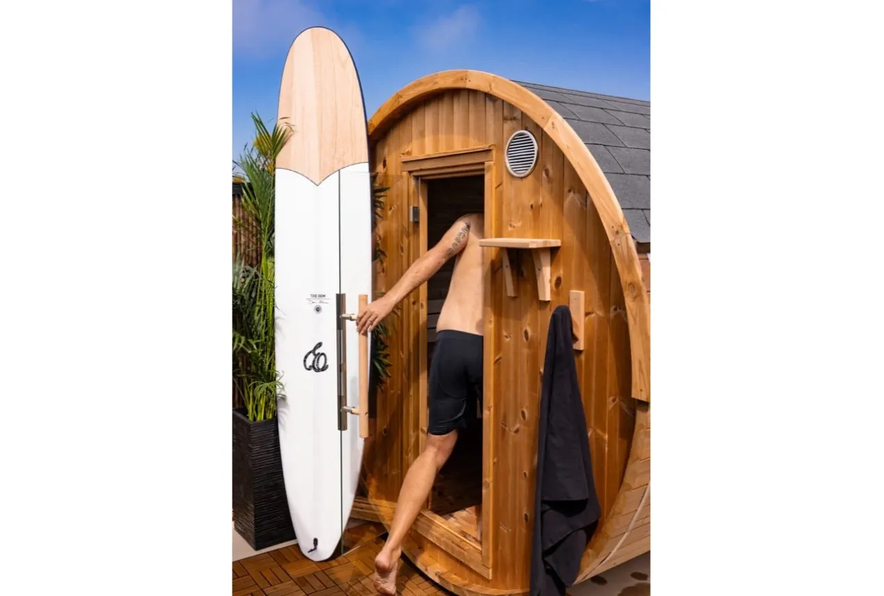 Almost Heaven Kuuma 4-6 Person Classic Barrel Sauna (Heritage Collection)