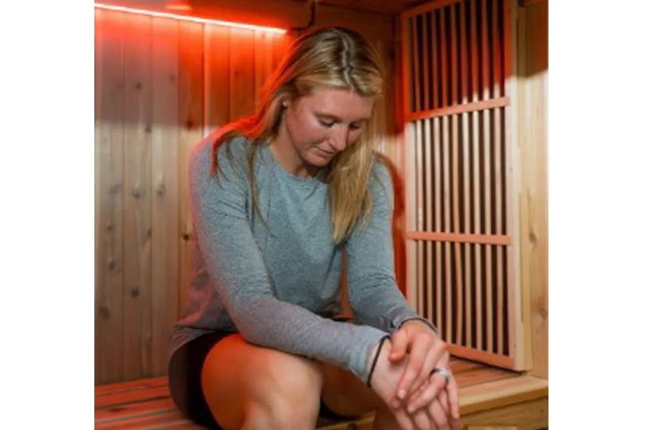 Almost Heaven Oasis 4-Person Indoor Sauna (Vision Series - Hybrid Option)