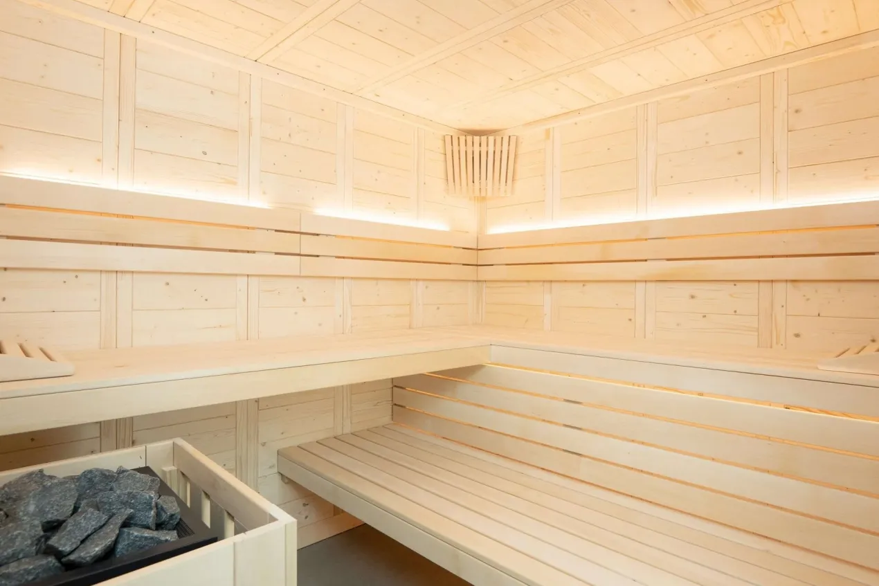 Almost Heaven Wolfpine 2-5 Person Indoor Sauna (Heritage Collection)