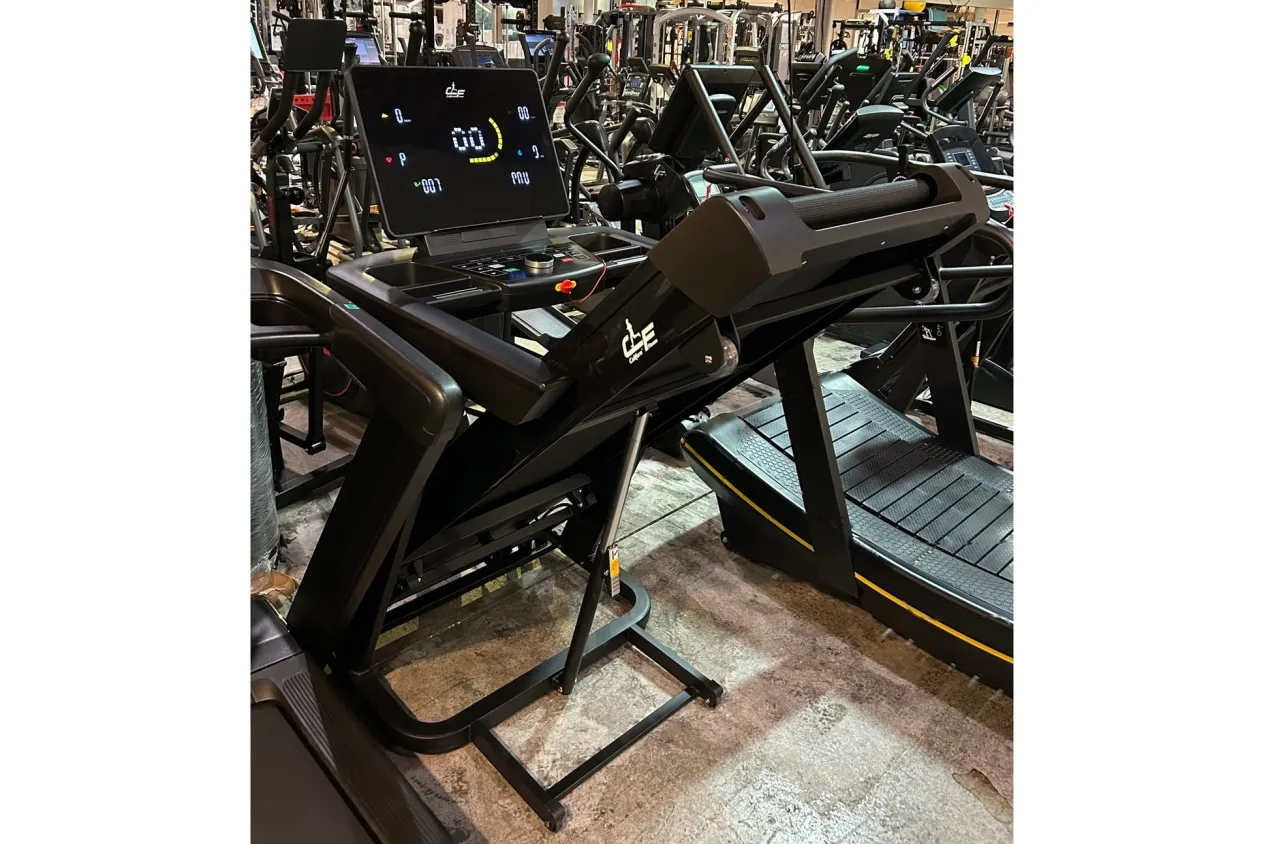 California Fitness Malibu 223 Folding Treadmill