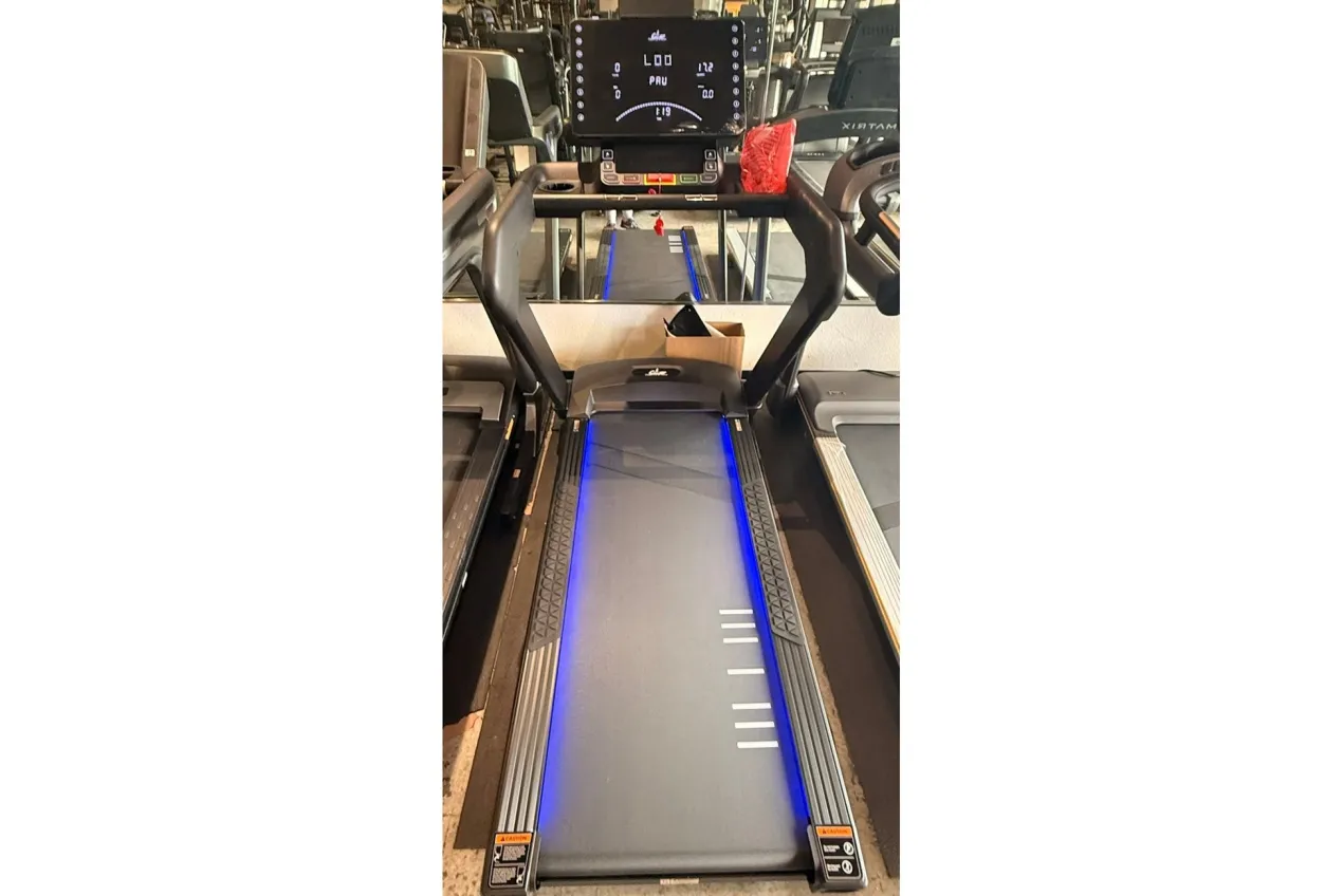 California Fitness Malibu 6.5 Heavy-Duty Treadmill (🧨JULY 4th SALE)
