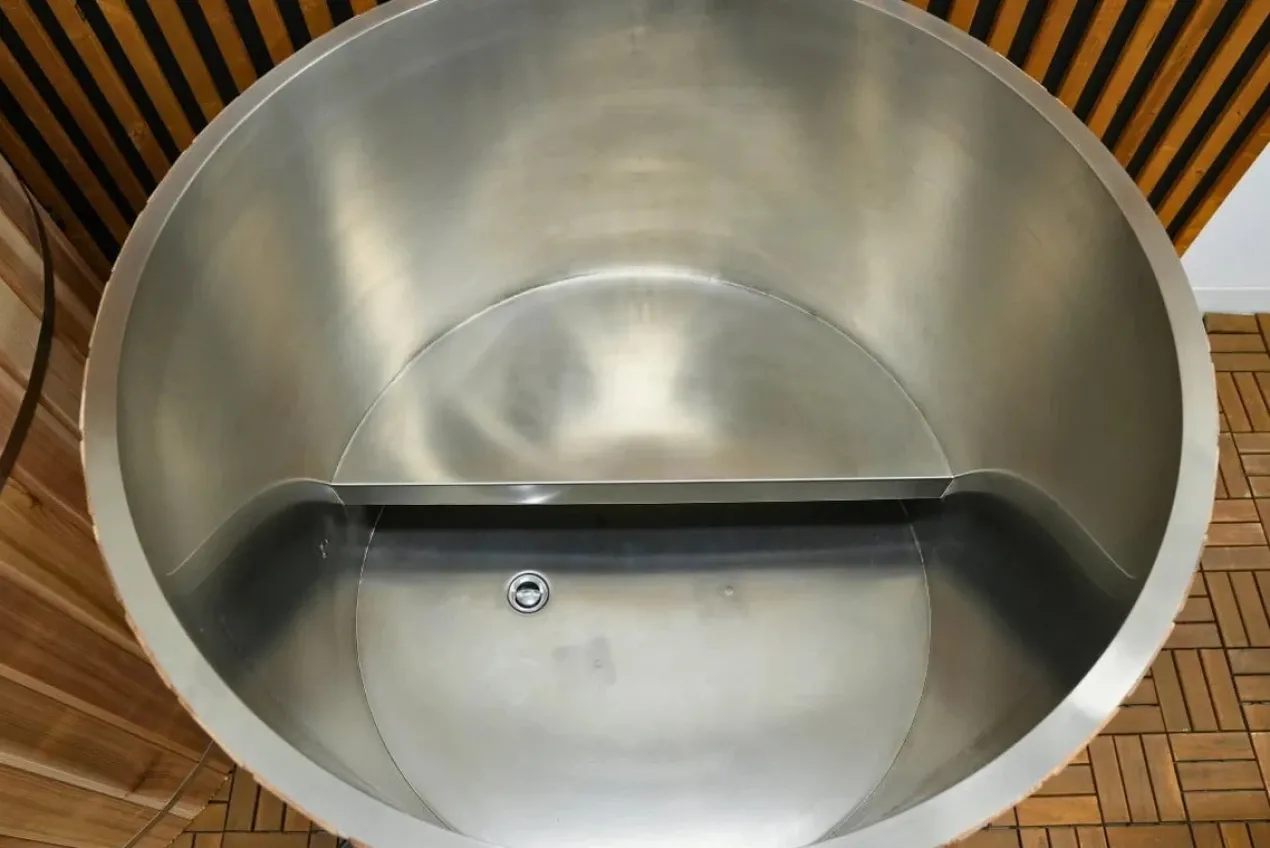 Dynamic Cold Therapy Pacific Cedar Barrel Cold Plunge (304)