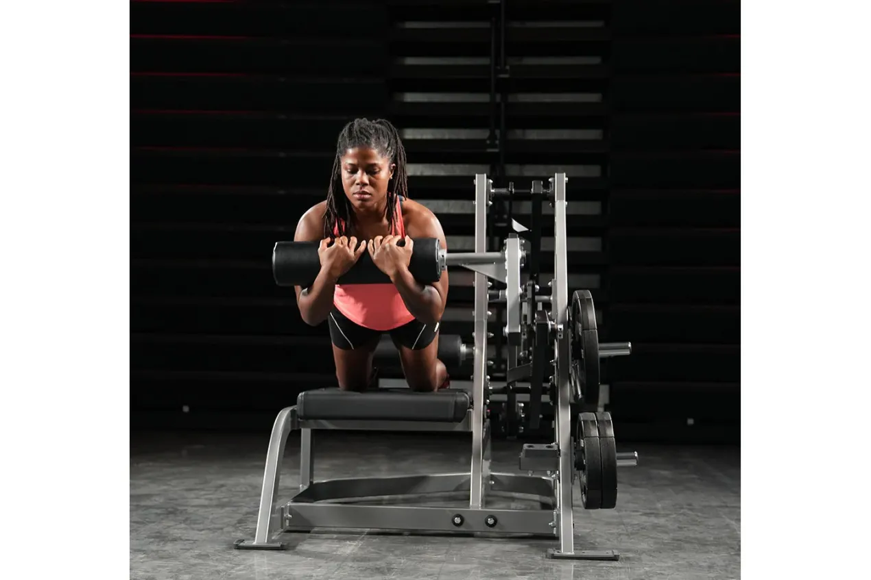 Hammer Strength Assisted Nordic Ham