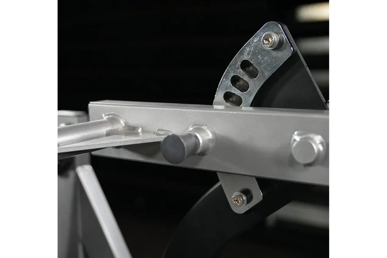 Hammer Strength Assisted Nordic Ham
