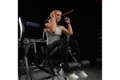 Hammer Strength Plate-Loaded Abdominal Oblique Crunch