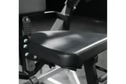 Hammer Strength Plate-Loaded Abdominal Oblique Crunch