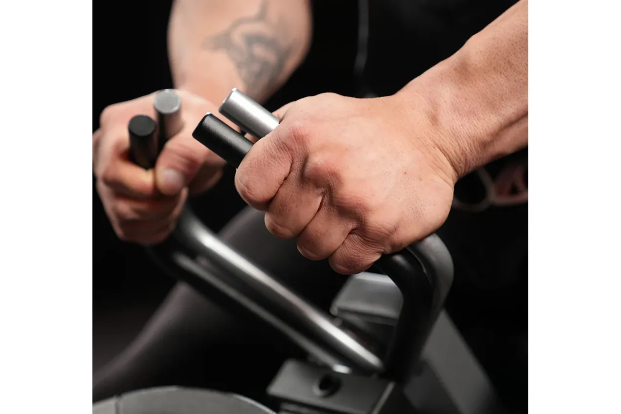 Hammer Strength Plate-Loaded Gripper