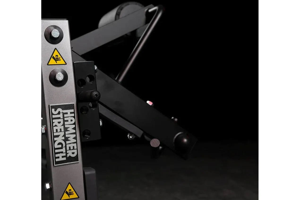 Hammer Strength Plate-Loaded Iso-Lateral Leg Curl