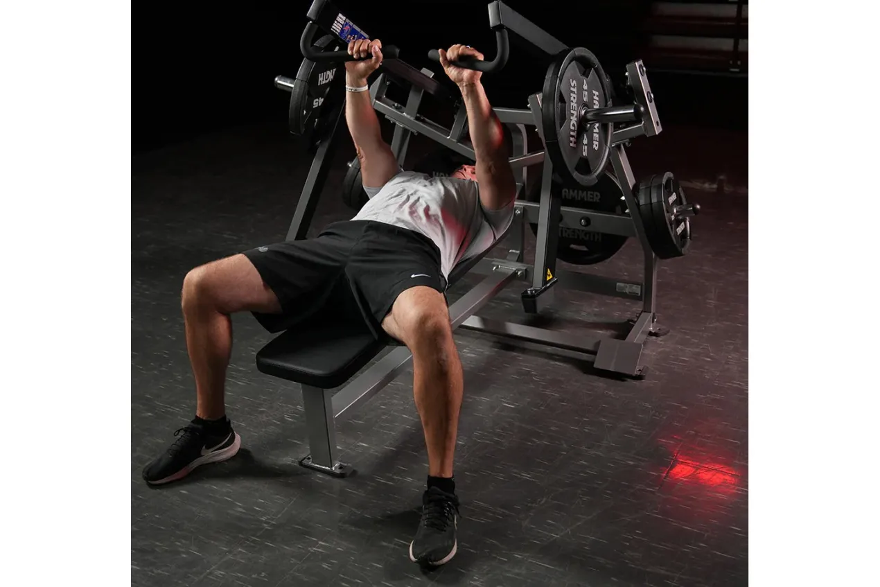 Hammer Strength Plate-Loaded Iso-Lateral Horizontal Bench Press