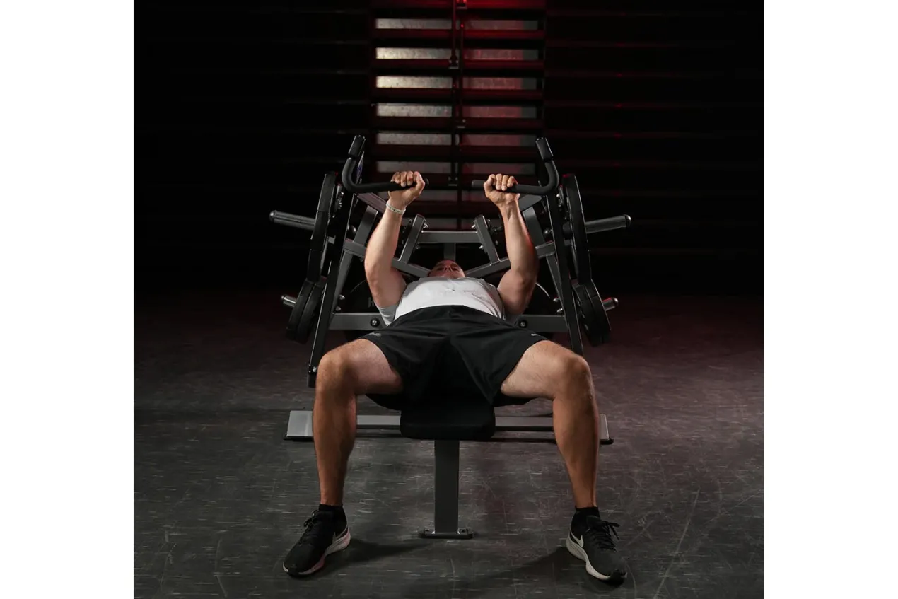 Hammer Strength Plate-Loaded Iso-Lateral Horizontal Bench Press