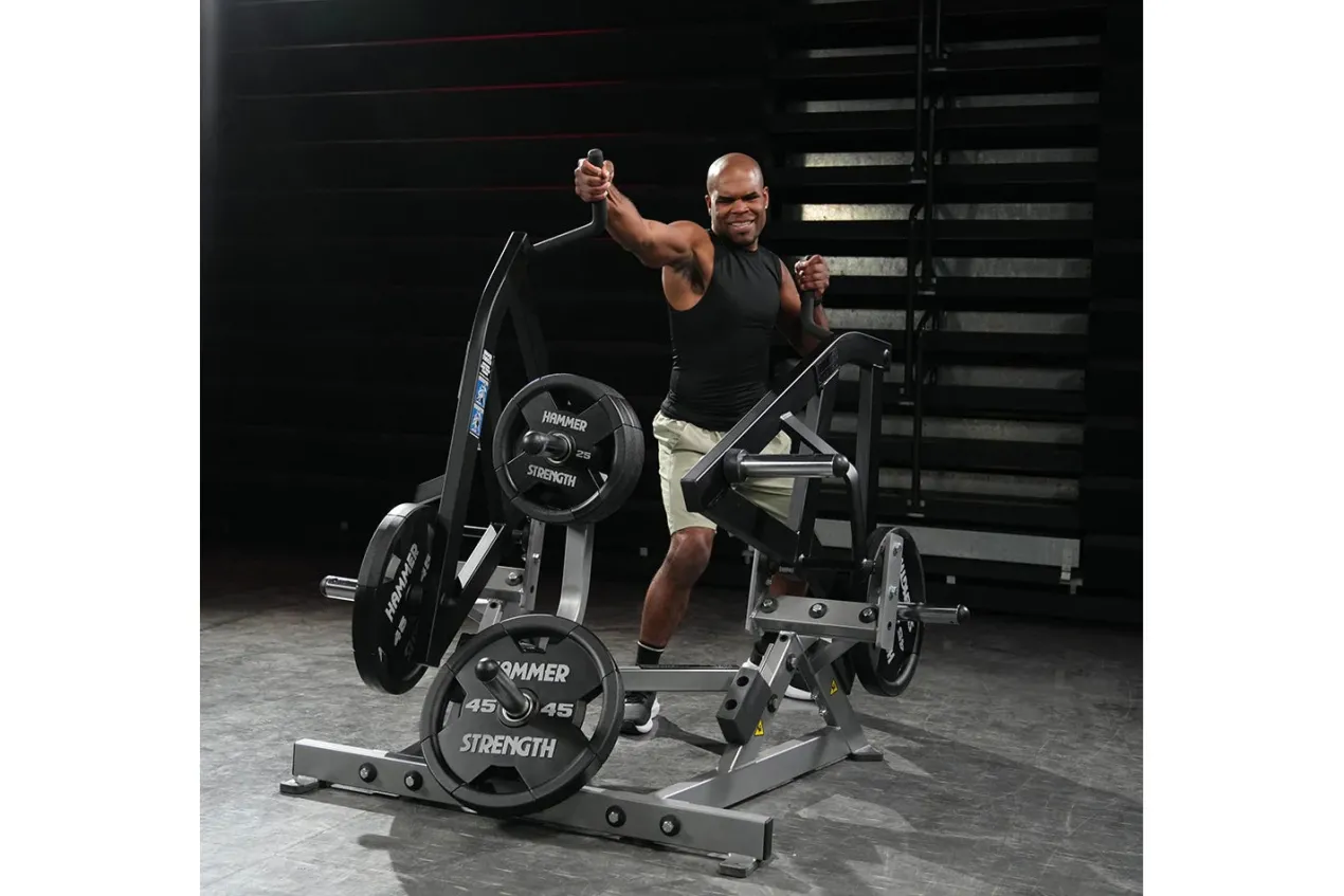 Hammer Strength Plate-Loaded Combo Twist