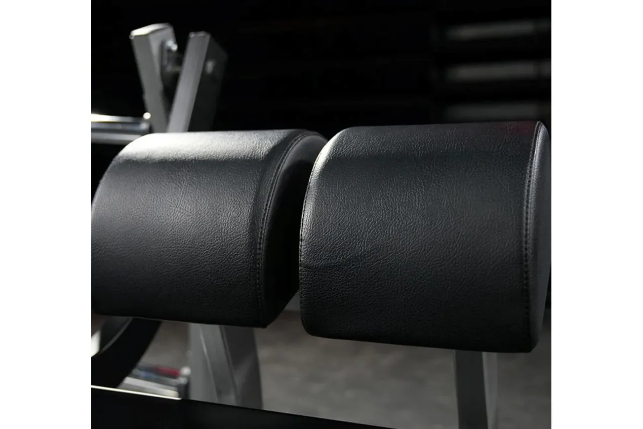Hammer Strength Plate-Loaded Glute Drive