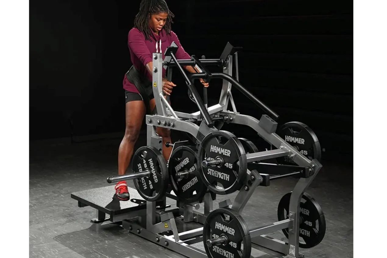 Hammer Strength Plate-Loaded Belt Squat Machine