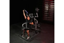 Hammer Strength Plate-Loaded Iso-Lateral Front Lat Pulldown