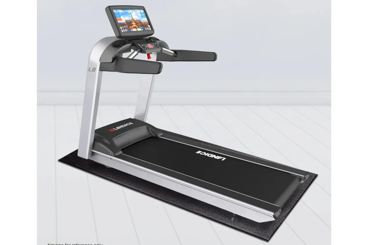 Landice L8 Treadmill (🧨JULY 4th SALE)