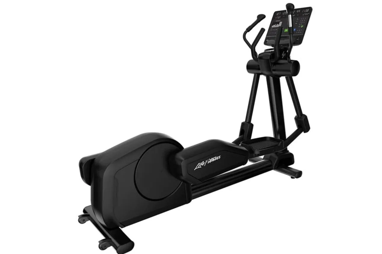 Life Fitness Club Series + (Plus) Elliptical Cross-Trainer (X Console) (DEMO) (🧨JULY 4th SALE)