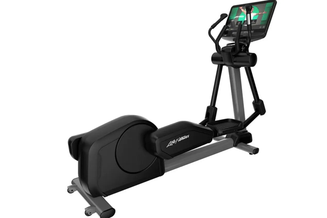 Life Fitness Club Series + (Plus) Elliptical Cross-Trainer (X Console) (DEMO) (🧨JULY 4th SALE)