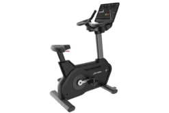 Life Fitness Club Series + (Plus) Upright Lifecycle Bike w/ SE3 Console (DEMO) (🧨JULY 4th SALE)
