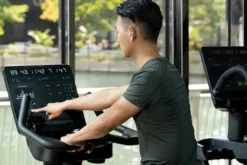 Life Fitness Club Series + (Plus) Upright Lifecycle Bike