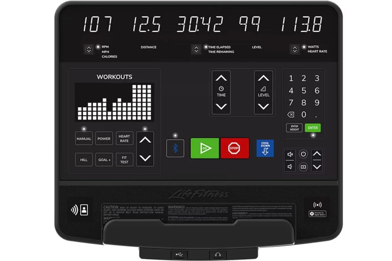 Life Fitness Club Series + Total Body Arc Trainer Elliptical