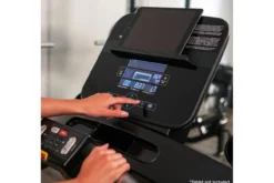Life Fitness Run CX Treadmill