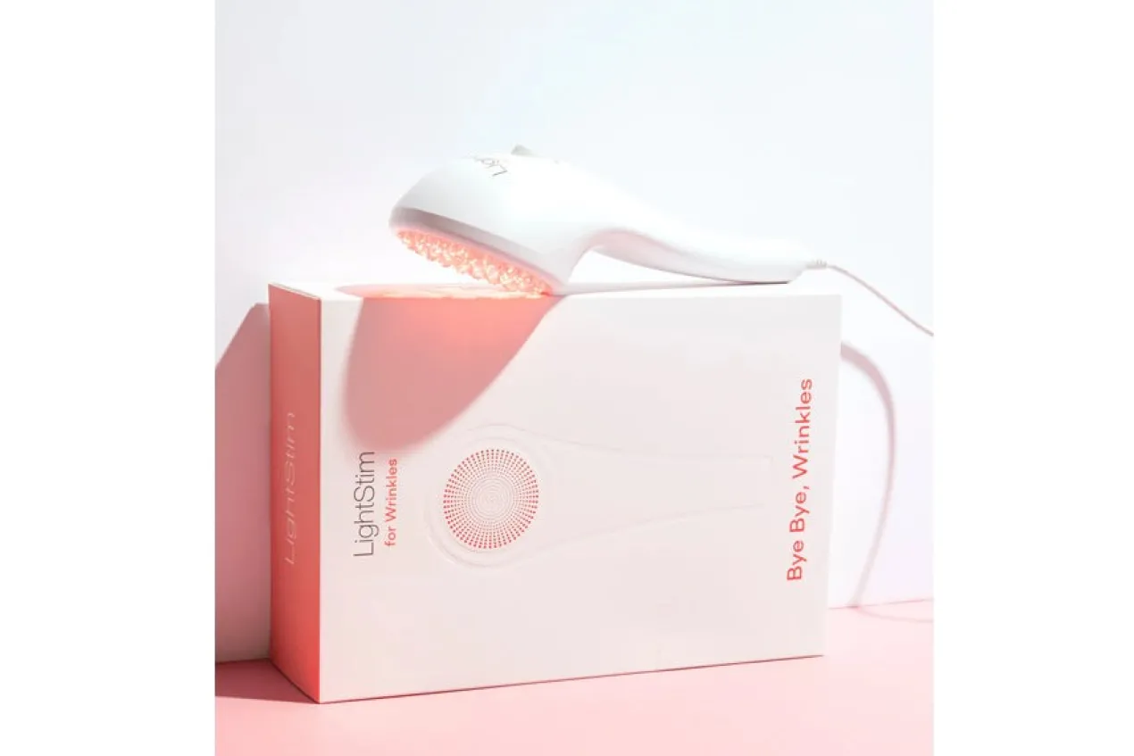 LightStim LED Light Therapy for Wrinkles