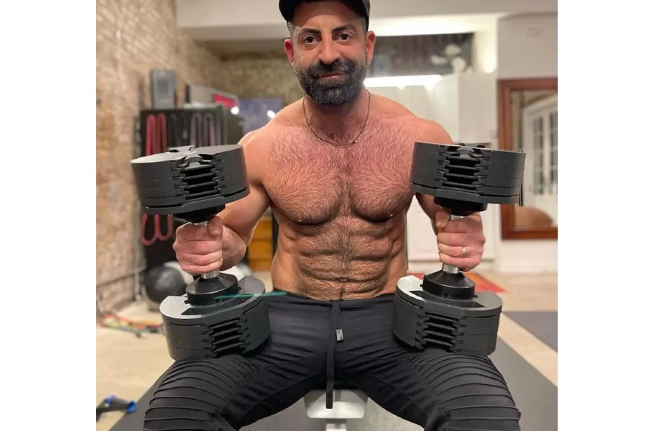 NÜOBELL 50lb Adjustable Dumbbells (Matte Black)
