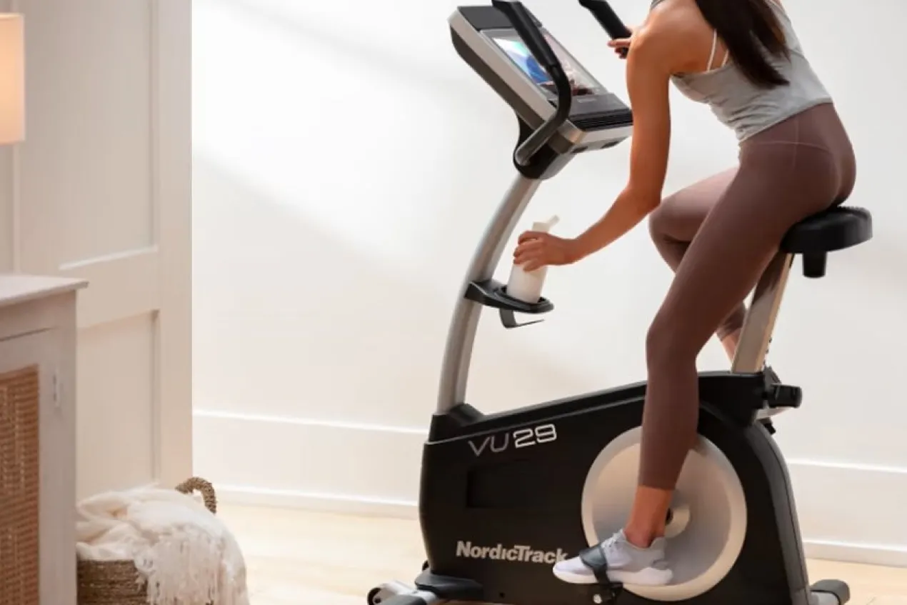 NordicTrack Commercial VU 29 Upright Exercise Bike (🏃IN-STORE SPECIAL)