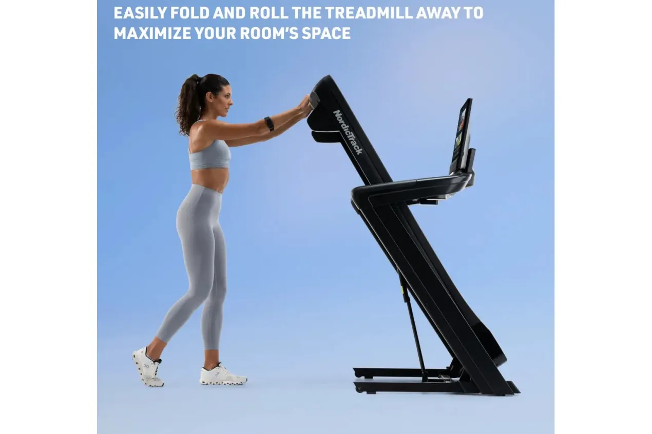 NordicTrack NEW Commercial 2450 Treadmill (🧨JULY 4th SALE)