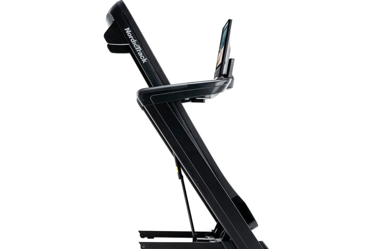 NordicTrack NEW Commercial 2450 Treadmill (🧨JULY 4th SALE)