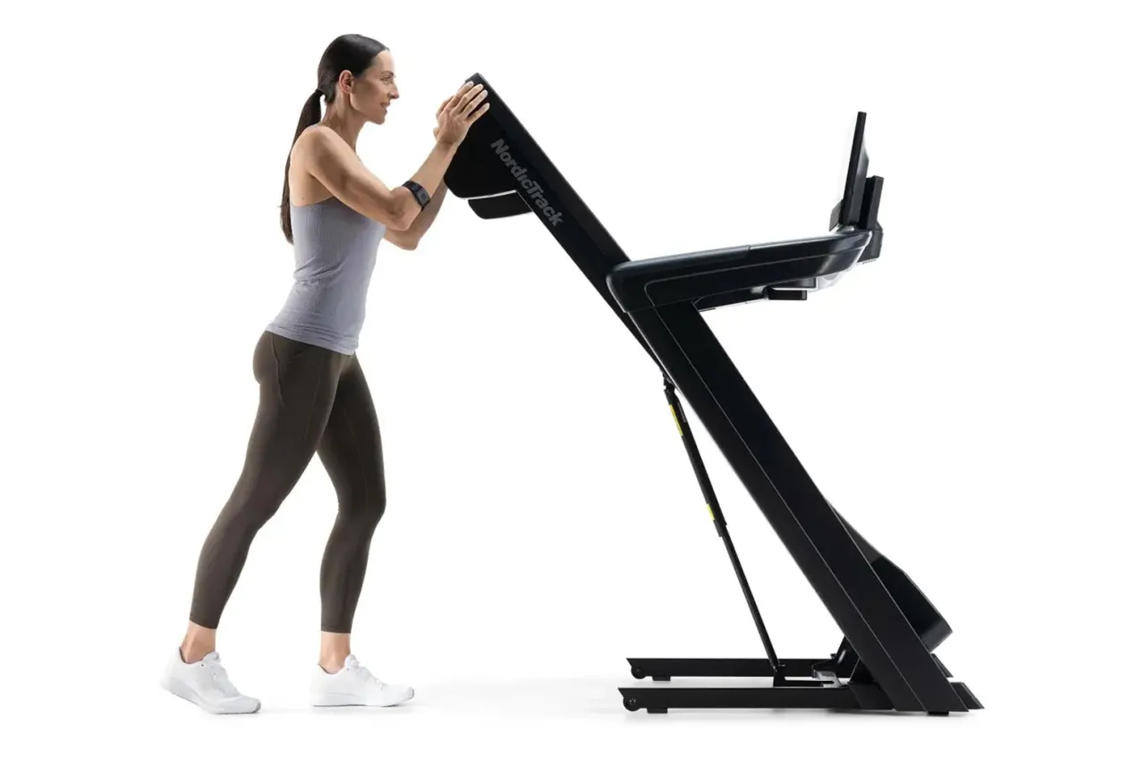 NordicTrack NEW Commercial 1750 Treadmill (🧨JULY 4th SALE)
