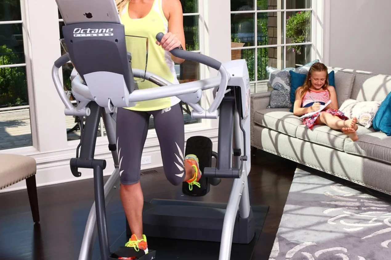 Octane Fitness ZR7 Zero Runner (DEMO) (🧨JULY 4th SALE)