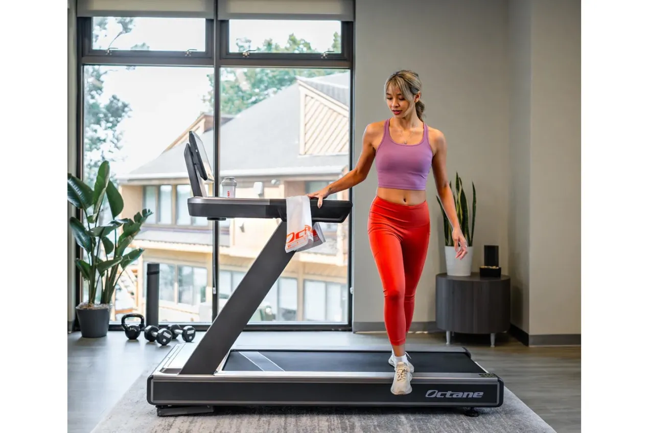 Octane OC220 Treadmill (🧨JULY 4th SALE)