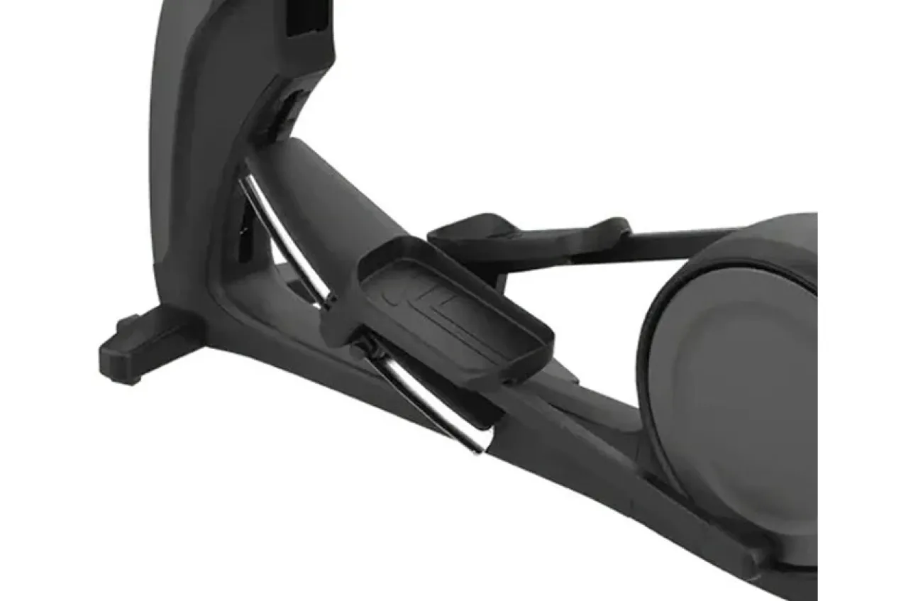 Precor EFX 833 Elliptical (P31 Console)