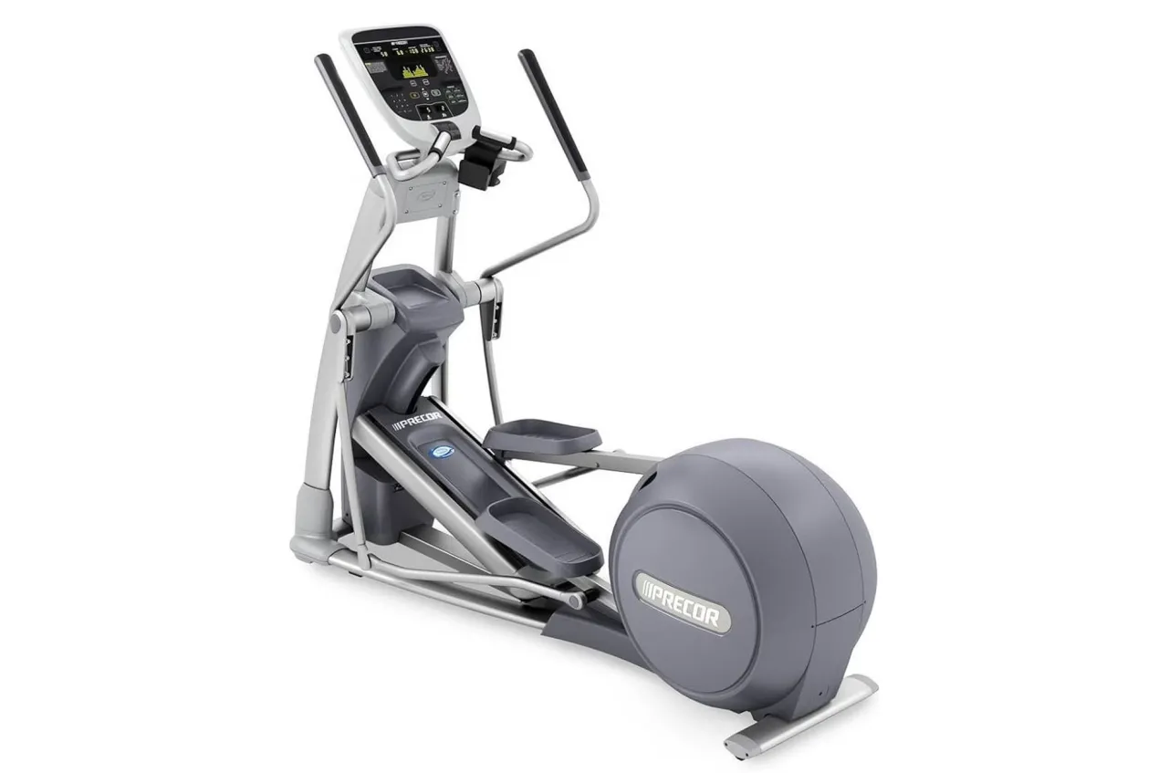 Precor EFX 835 Elliptical Trainer w/ Open Stride & P30 Console (FLOOR MODEL - Like New!) (🧨JULY 4th SALE)