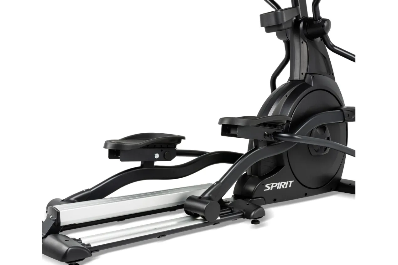 Spirit CE800 Elliptical
