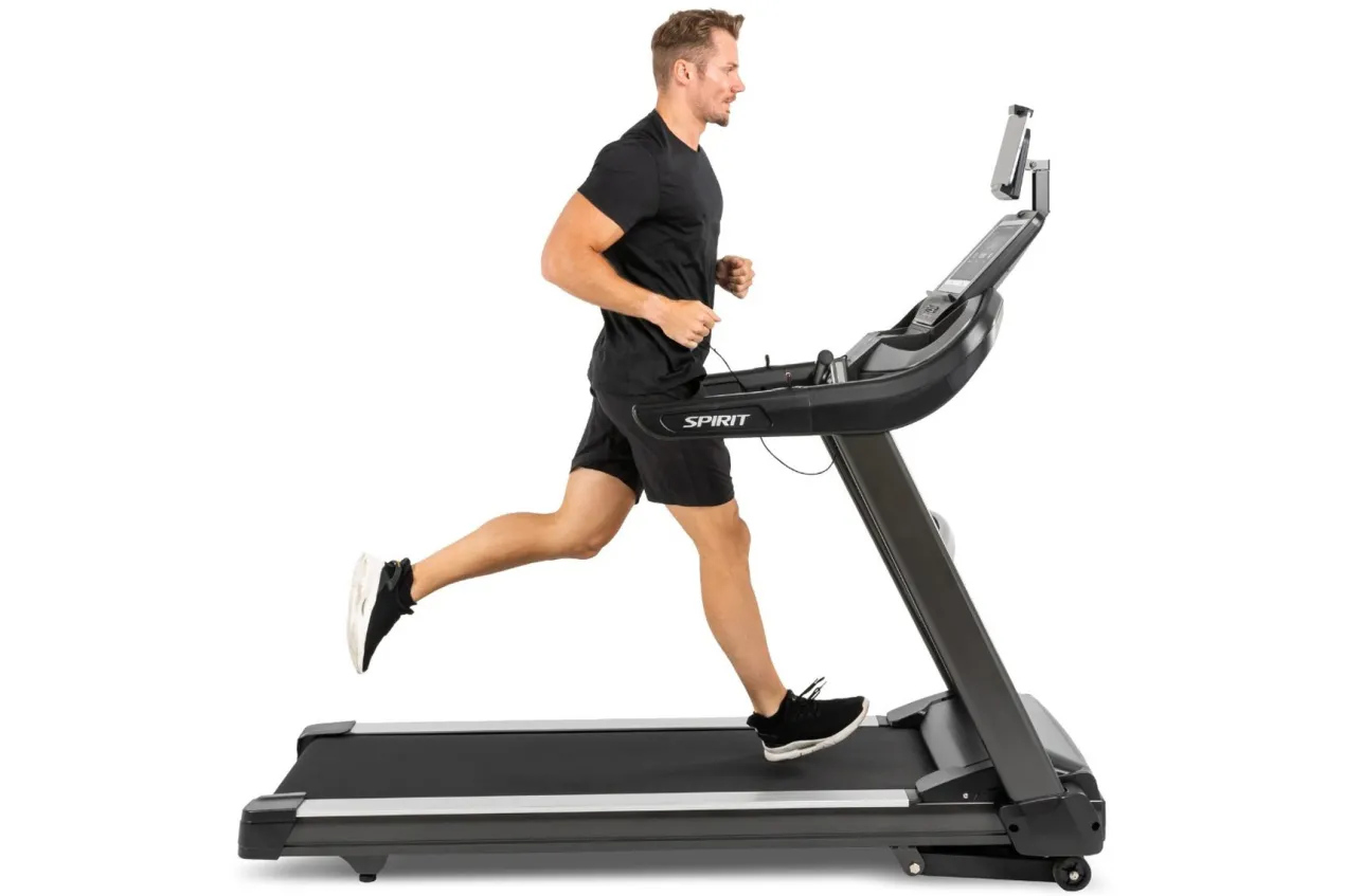 Spirit XT685ENT Treadmill (🧨JULY 4th SALE)