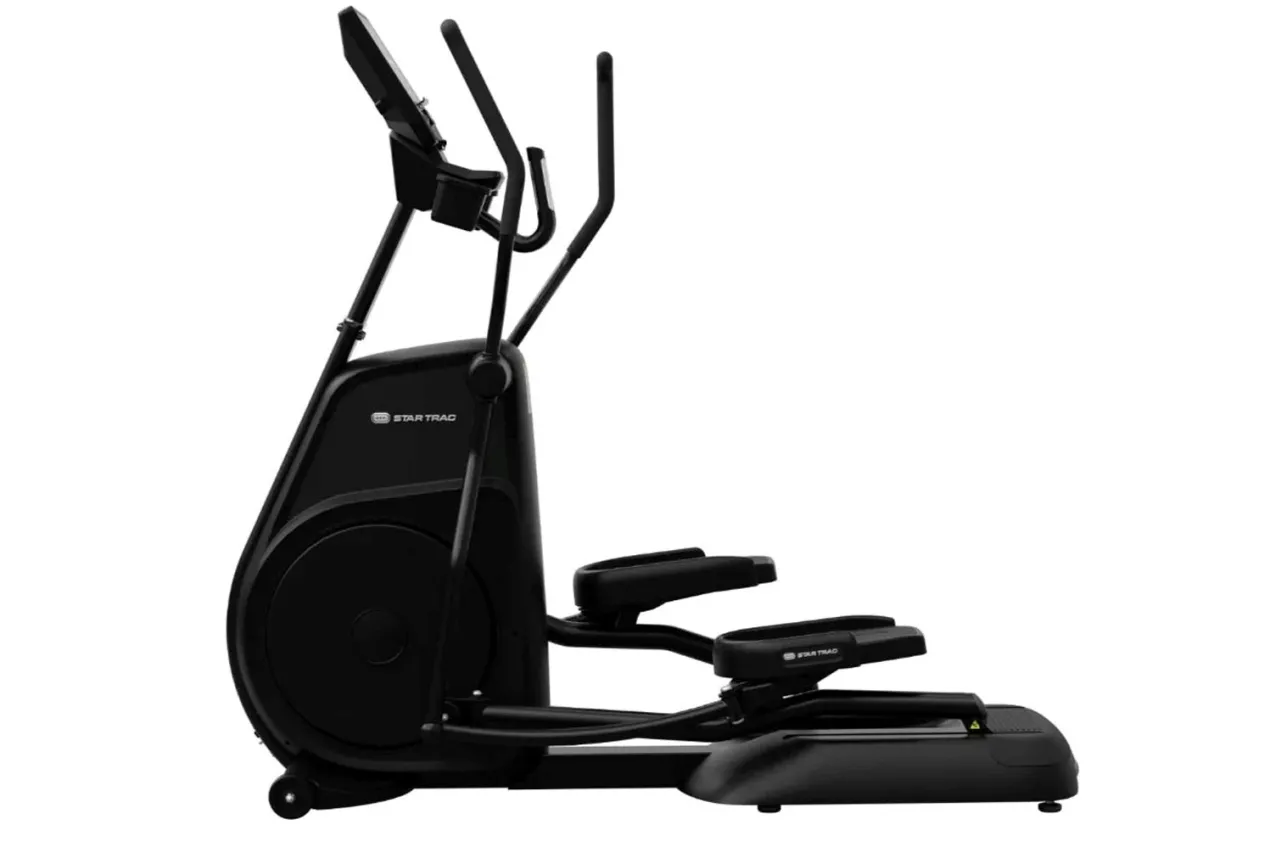 Star Trac 8CT Elliptical Cross Trainer (🧨JULY 4th SALE)